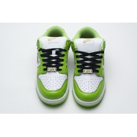 PKGoden Dunk SB Low Stars Mean Green (2021), DH3228-101