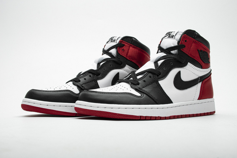 LJR Jordan 1 Retro High Satin Black Toe (W)， CD0461-016 