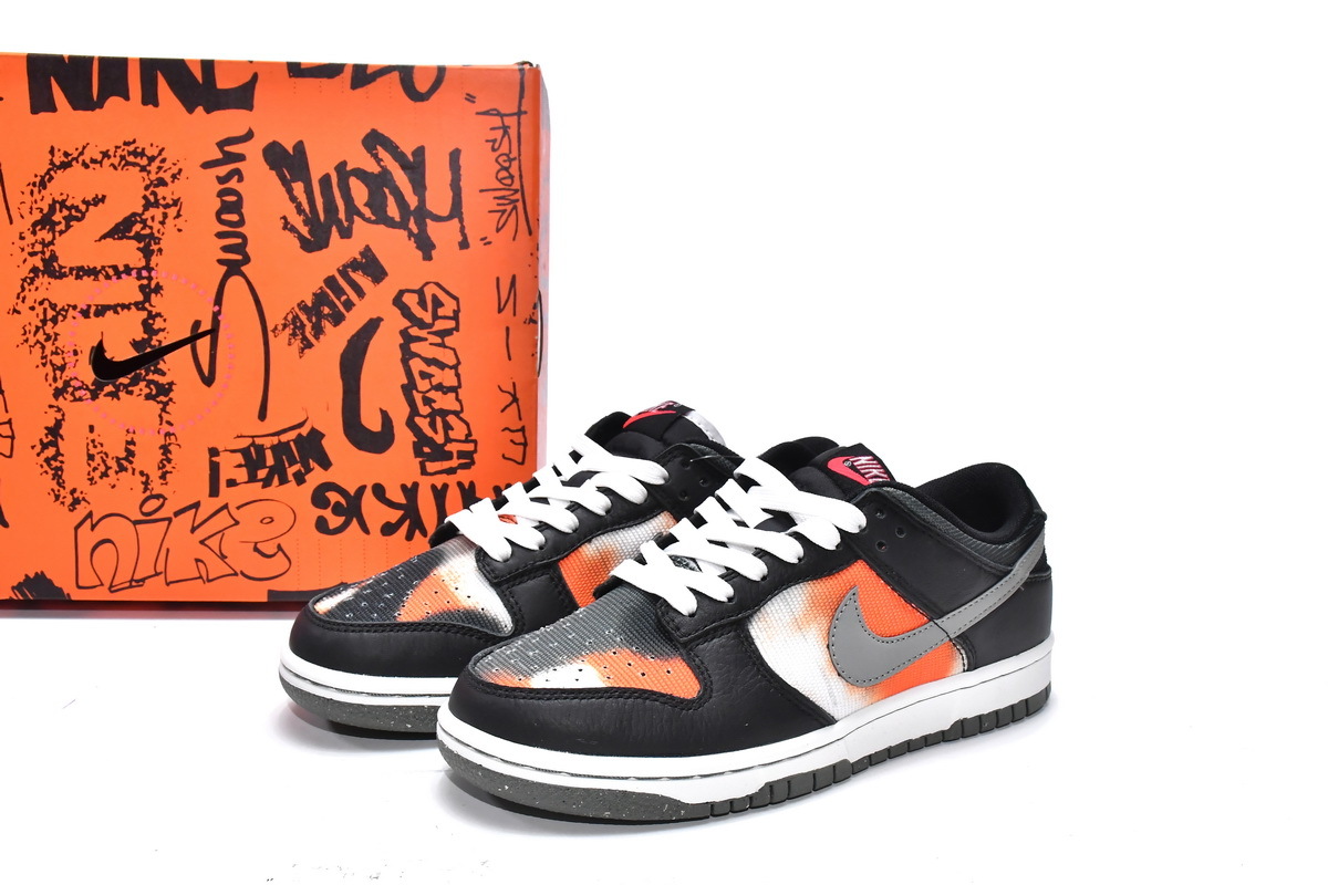OG Dunk Low Graffiti Black Red,DM0108-001