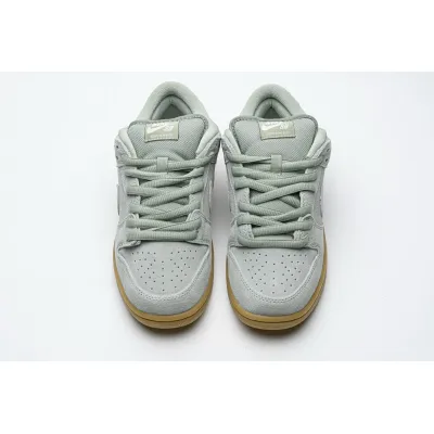 OG Dunk SB Low Island Green Gum, BQ6817-300 02