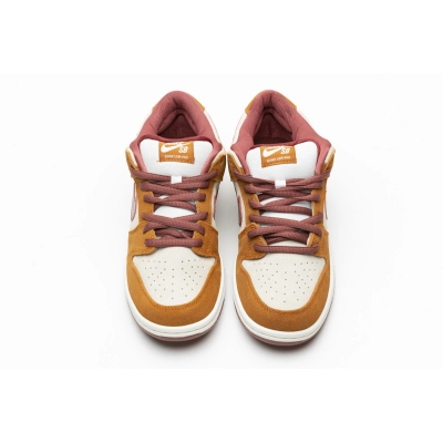 OG Dunk SB Low Pro Dark Russet Cedar, BQ6817-202 02