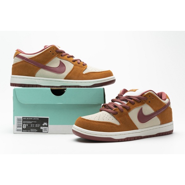 OG Dunk SB Low Pro Dark Russet Cedar, BQ6817-202