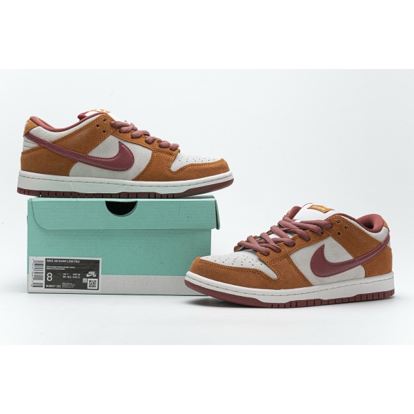 OG Dunk SB Low Pro Dark Russet Cedar, BQ6817-202 2