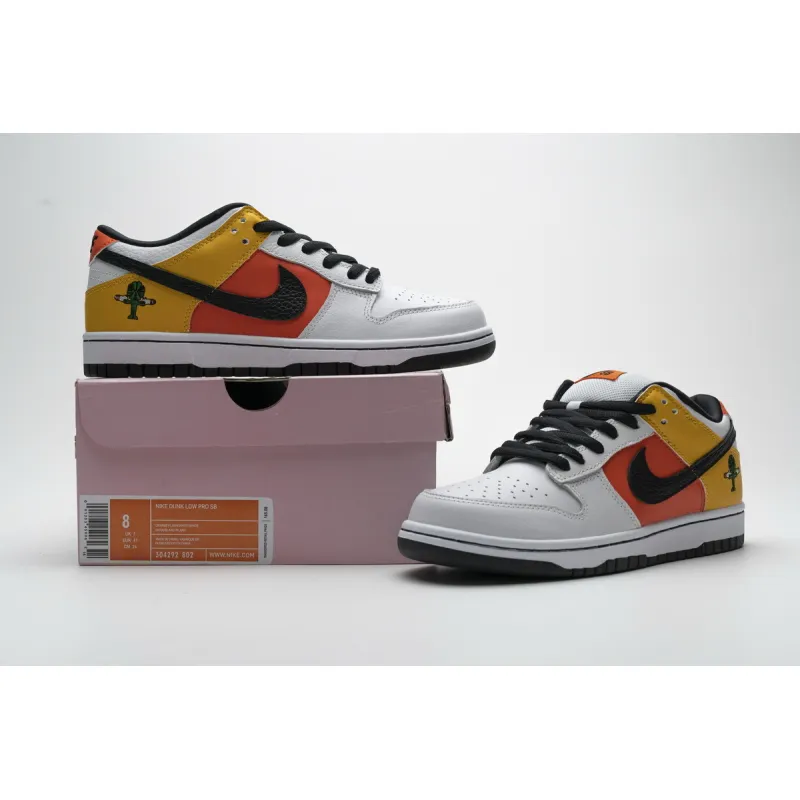 OG Dunk SB Low Raygun Home, C304292-802