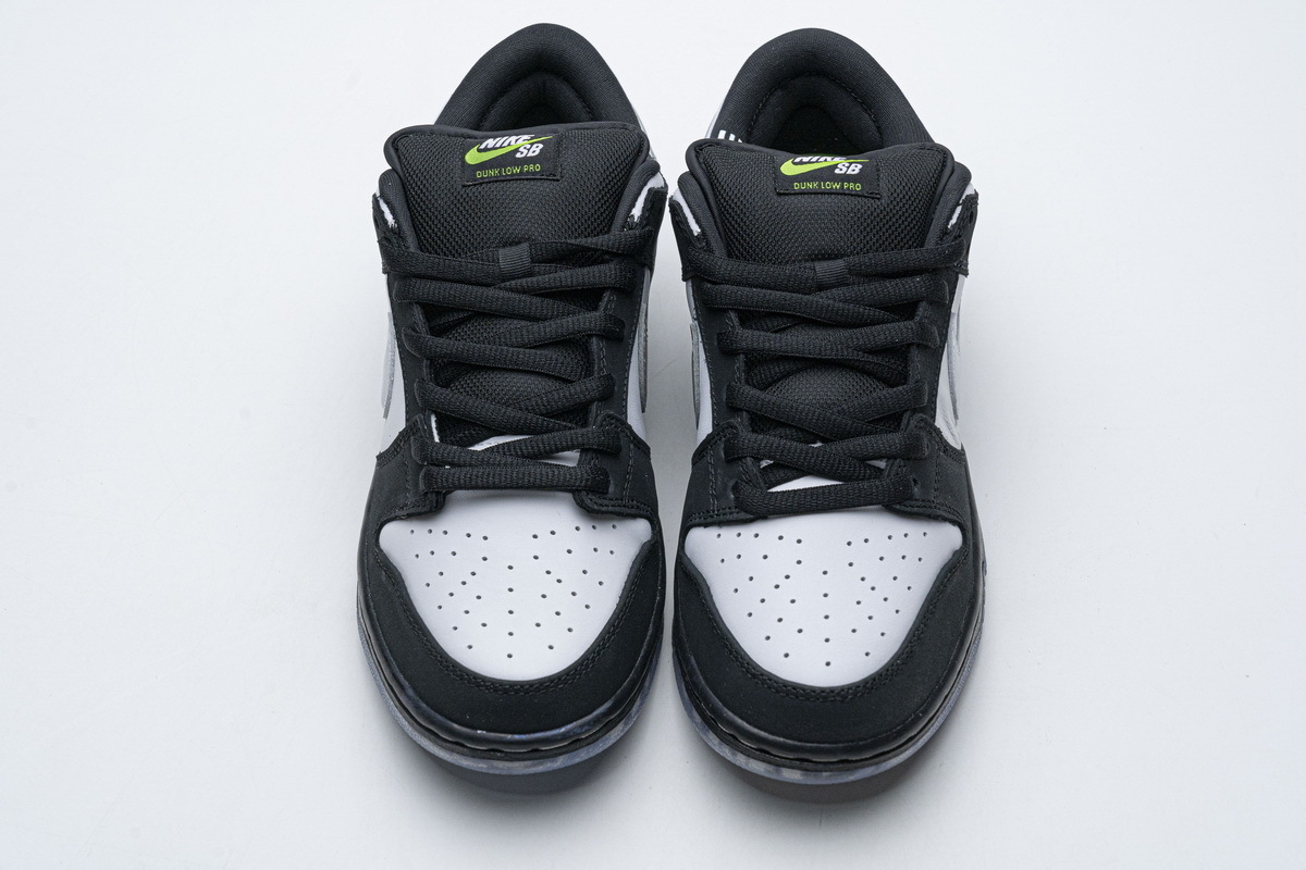 OG Dunk SB Low Staple Panda Pigeon, BV1310-013