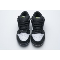 OG Dunk SB Low Staple Panda Pigeon, BV1310-013