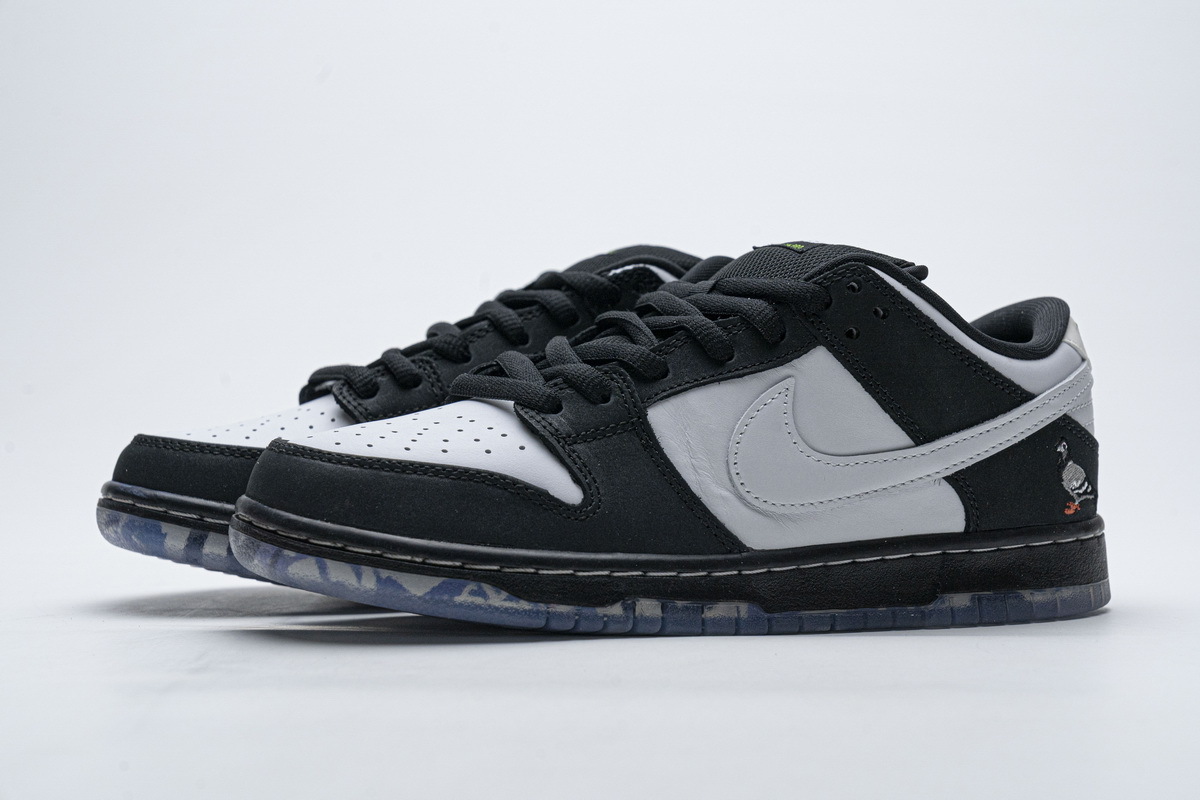 OG Dunk SB Low Staple Panda Pigeon, BV1310-013