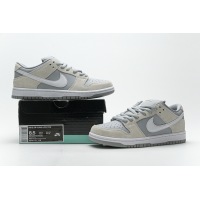 OG Dunk SB Low Summit White Wolf Grey, AR0778-110