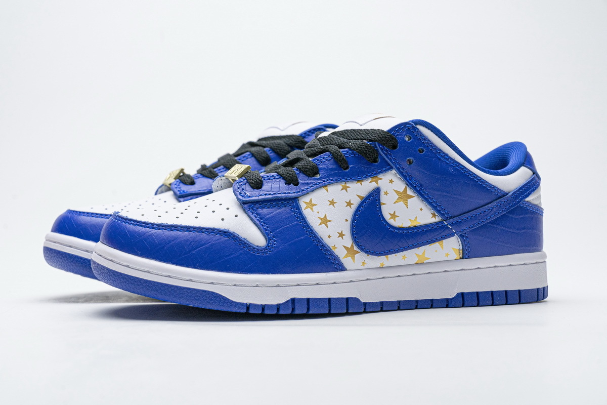 OG Dunk SB Low Stars Hyper Royal (2021), DH3228-100