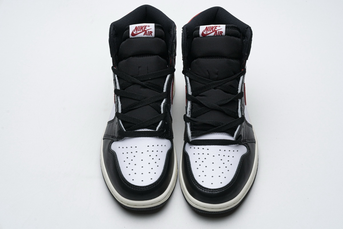 OG Jordan 1 Retro High Black Gym Red, 555088-061
