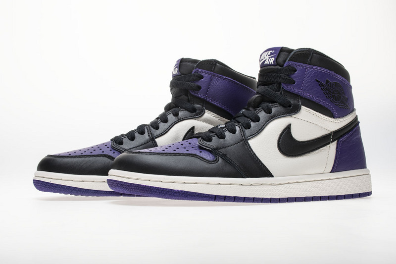 OG Jordan 1 Retro High Court Purple, 555088-501