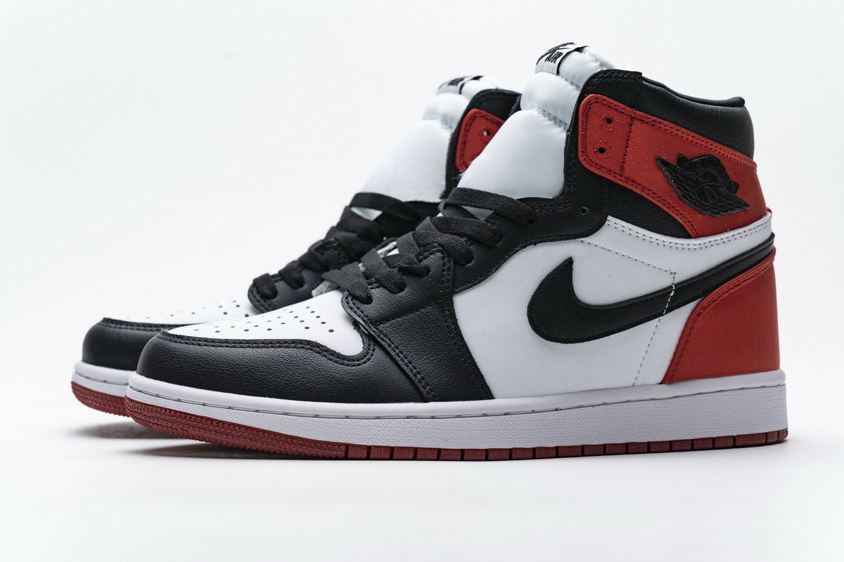 OG Jordan 1 Retro High Satin Black Toe (W), CD0461-016
