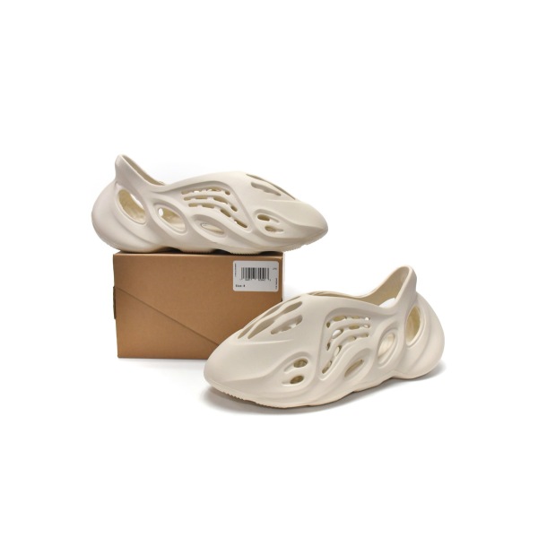 PKGoden Yeezy Foam RNNR Sand, FY4567