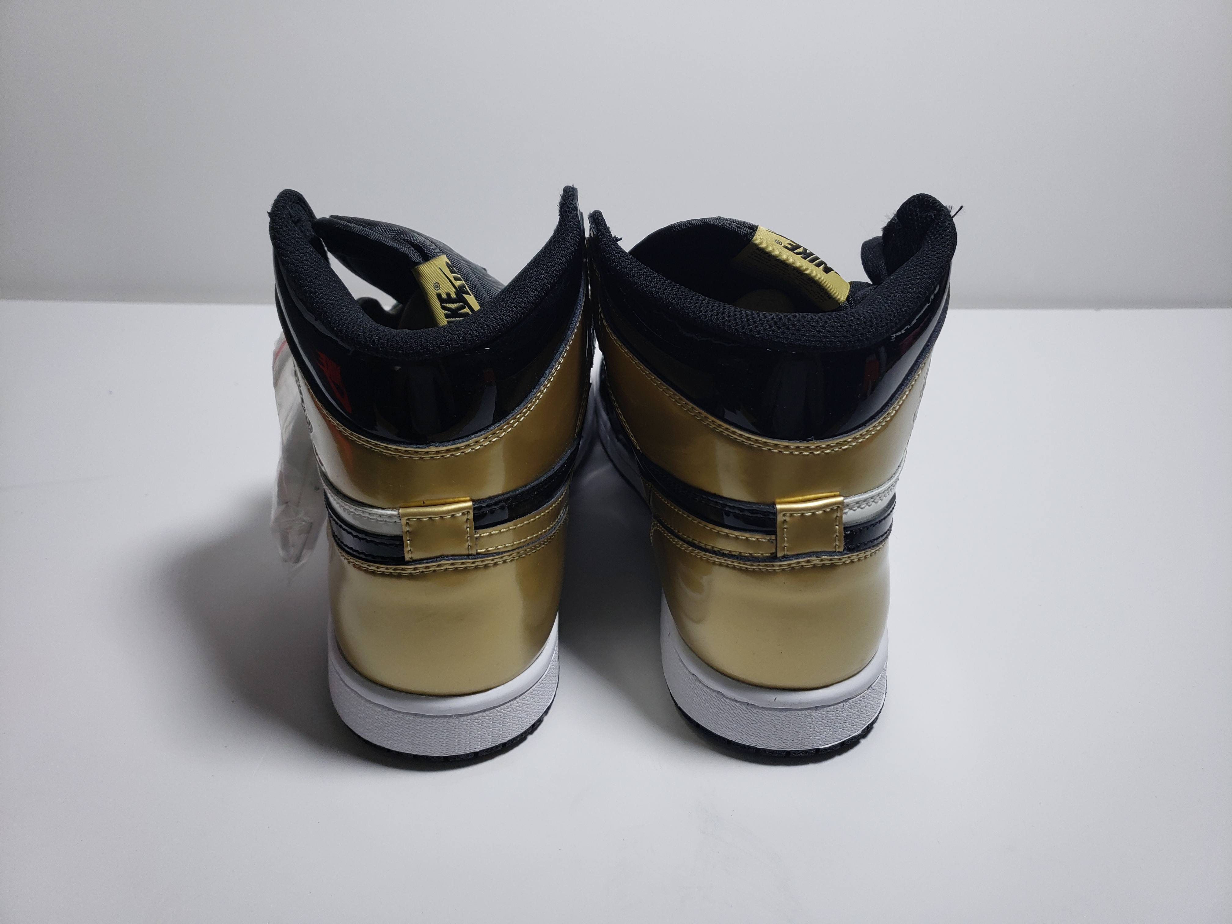 LJR Jordan 1 Retro High NRG Patent Gold Toe，861428-007 