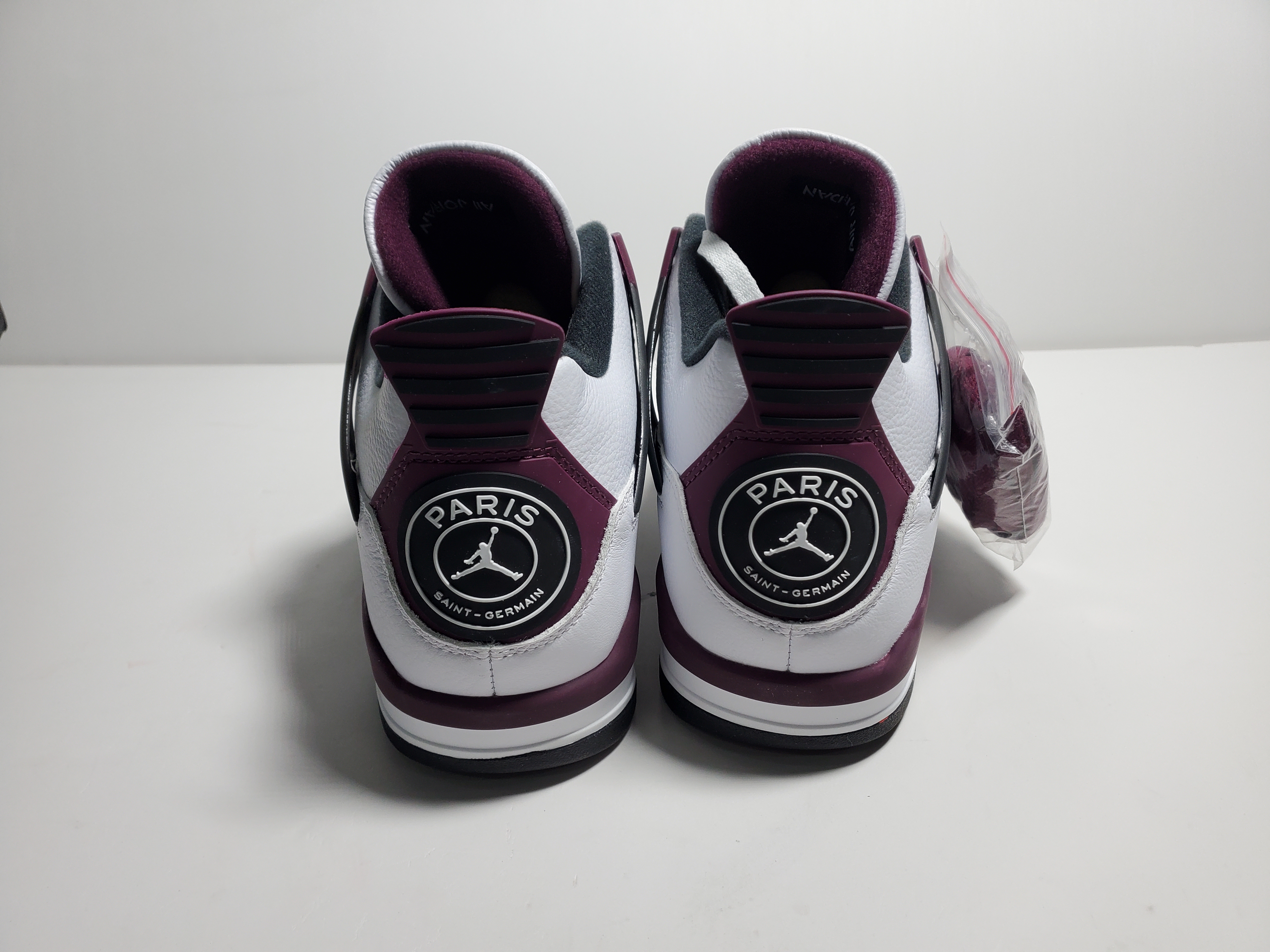 LJR Jordan 4 Retro PSG Paris Saint-Germain (W), CZ5624-100  