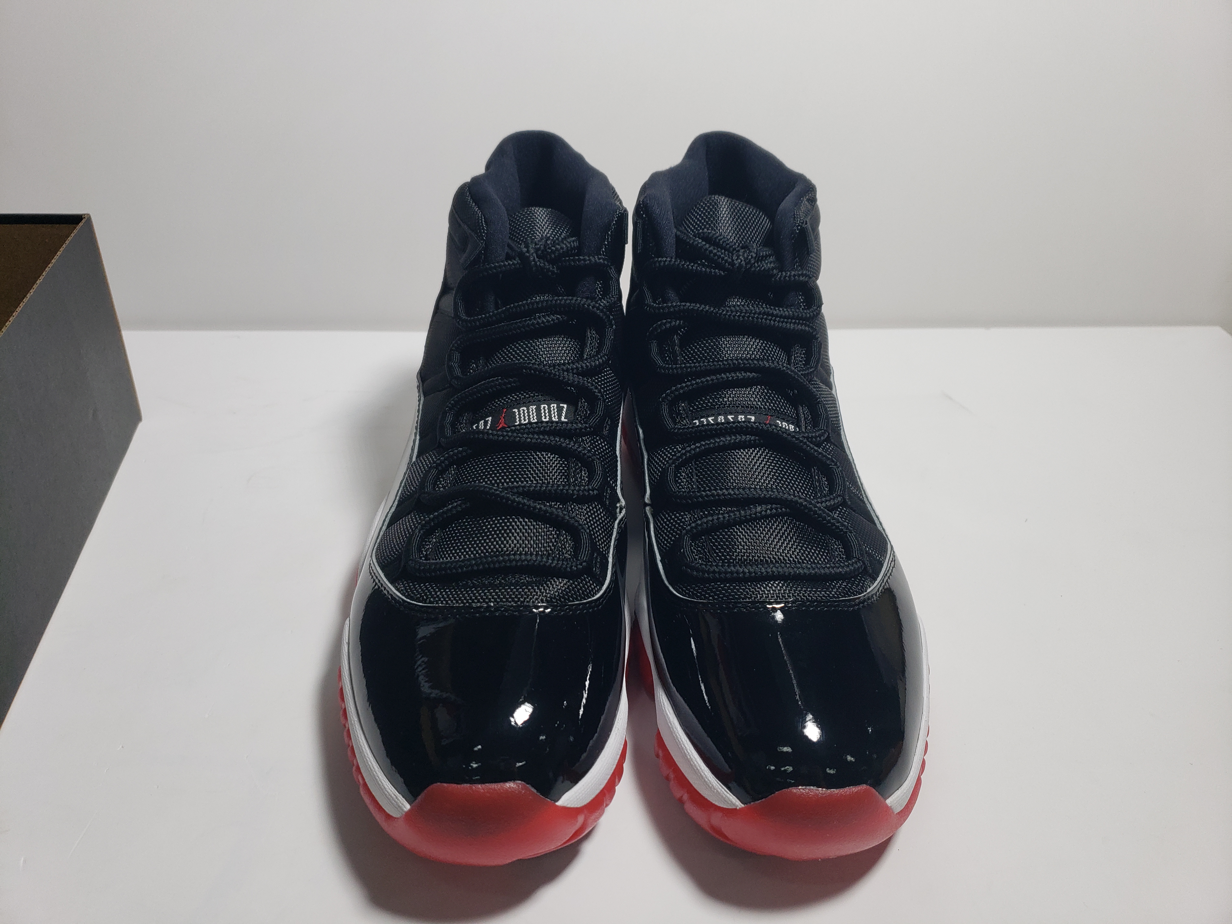 OG Jordan 11 Retro Playoffs Bred (2019), 378037-061