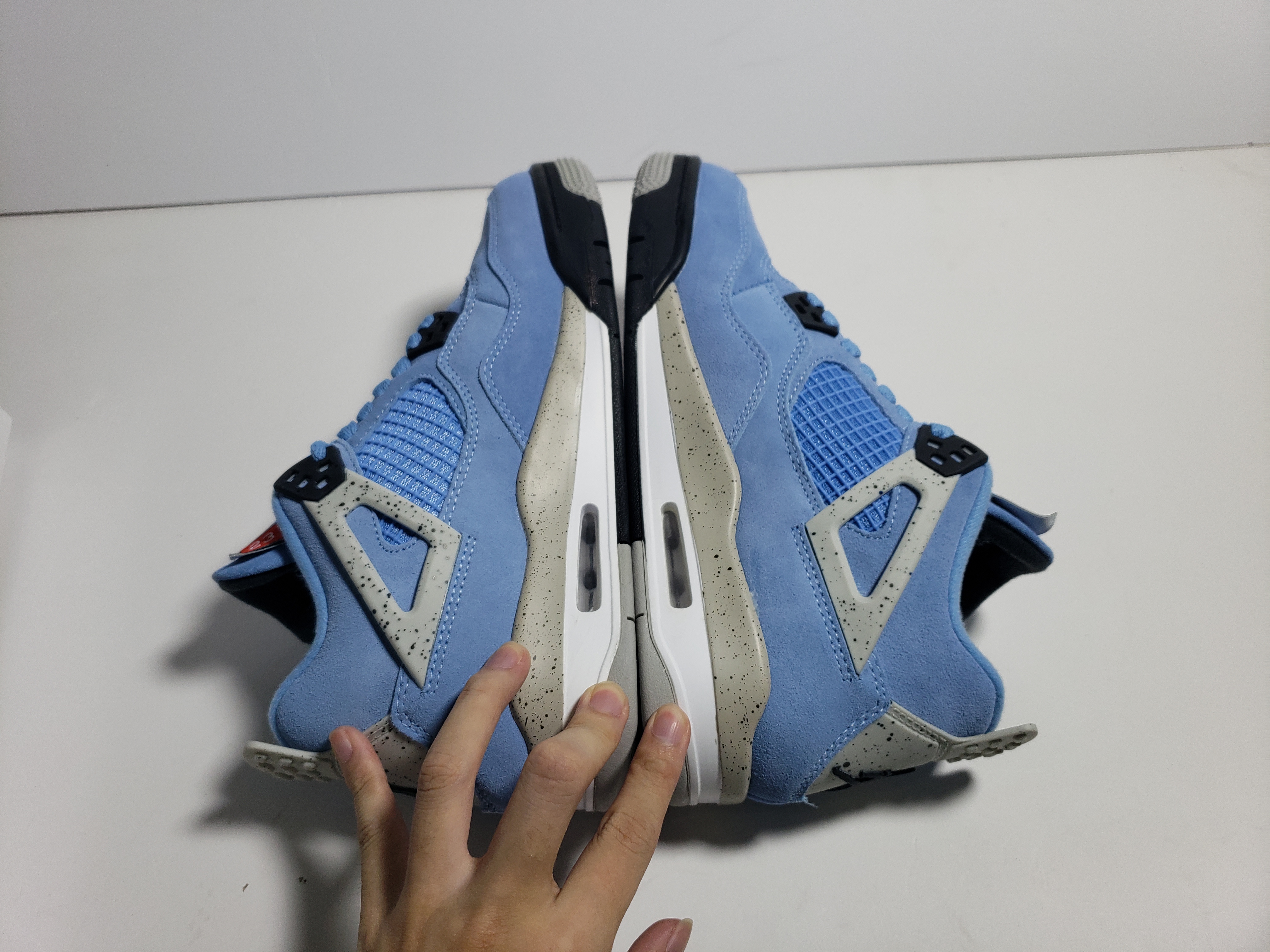 LJR Jordan 4 Retro University Blue, CT8527-400