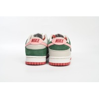 OG Dunk Low SE All Petals United Fir Green (Women's),FN8923-061