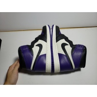 OG Jordan 1 Retro High Court Purple, 555088-501