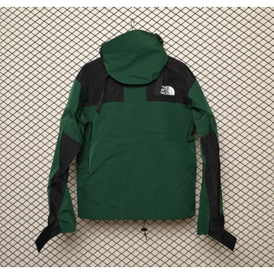 clothes - LJR The North Face Black and Blackish Green 02