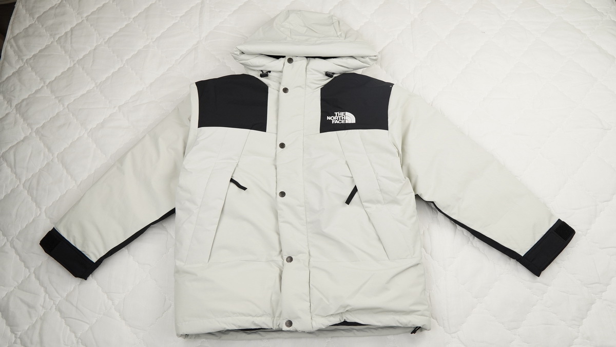 clothes - LJR The North Face 1990 Jacket Down Jacket Black and White
