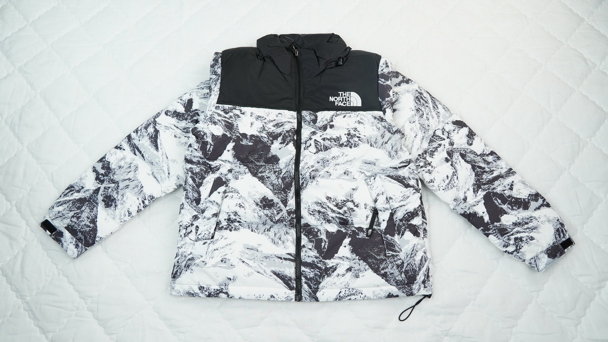 clothes - LJR The North Face co-branded Splicing White And Snow Mountain