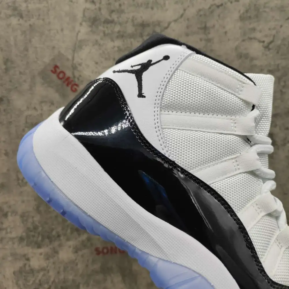 Air Jordan 11 High Retro Concord 378037-100