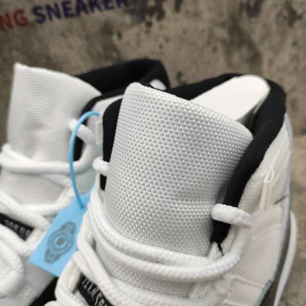 Air Jordan 11 High Retro Concord 378037-100