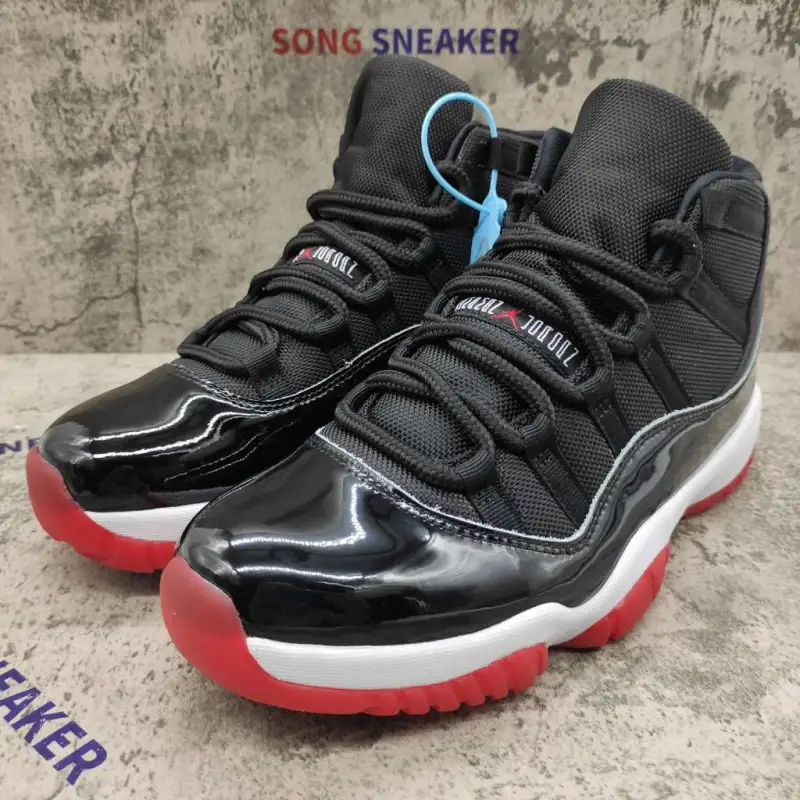 Air Jordan 11 High Retro Playoffs Bred (2019) 378037-061