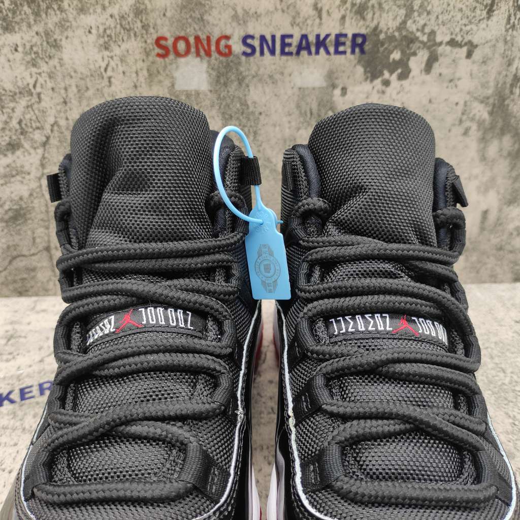 Air Jordan 11 High Retro Playoffs Bred (2019) 378037-061