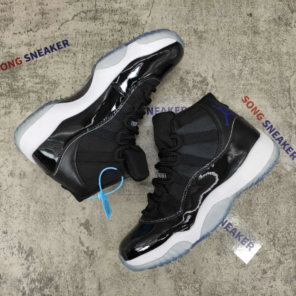 Air Jordan 11 High Retro Space Jam (2016) 378037-003