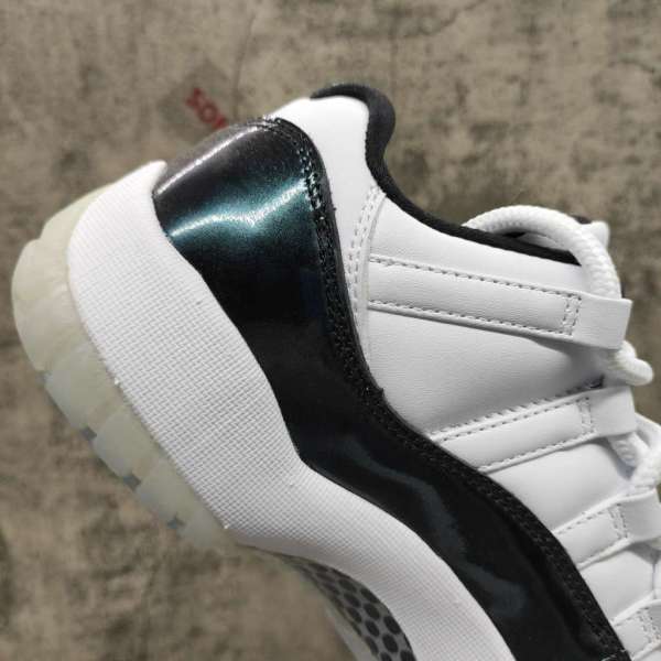 Air Jordan 11 Retro Low Iridescent 528895-145