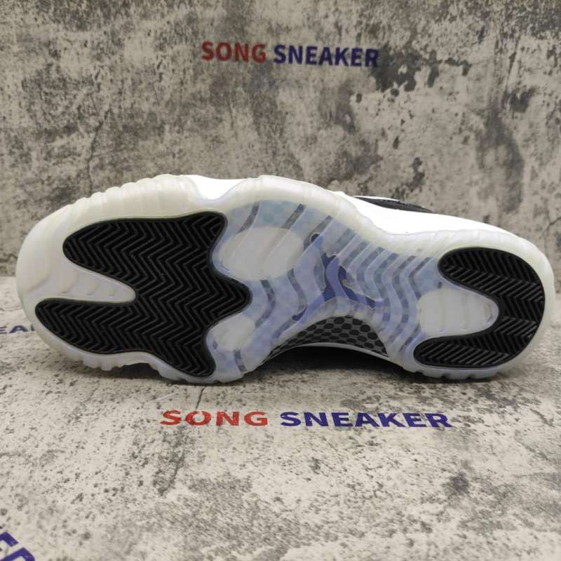 Air Jordan 11 Retro Low Iridescent 528895-145