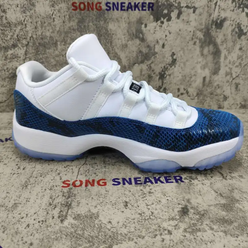 Air Jordan 11 Retro Low Snake Navy CD6846-102