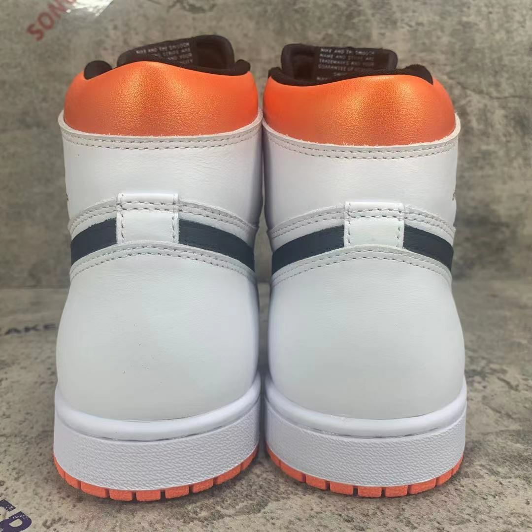 Air Jordan 1 High OG Electro Orange 555088-180