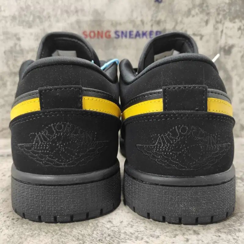 Air Jordan 1 Low Black Gold 553558-071