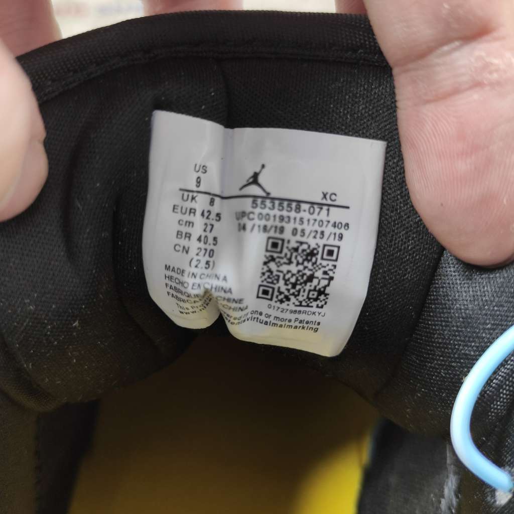 Air Jordan 1 Low Black Gold 553558-071