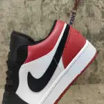Air Jordan 1 Low Black Toe 553558-116