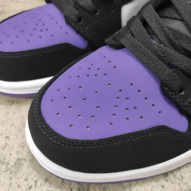 Air Jordan 1 Low Court Purple 553558-125