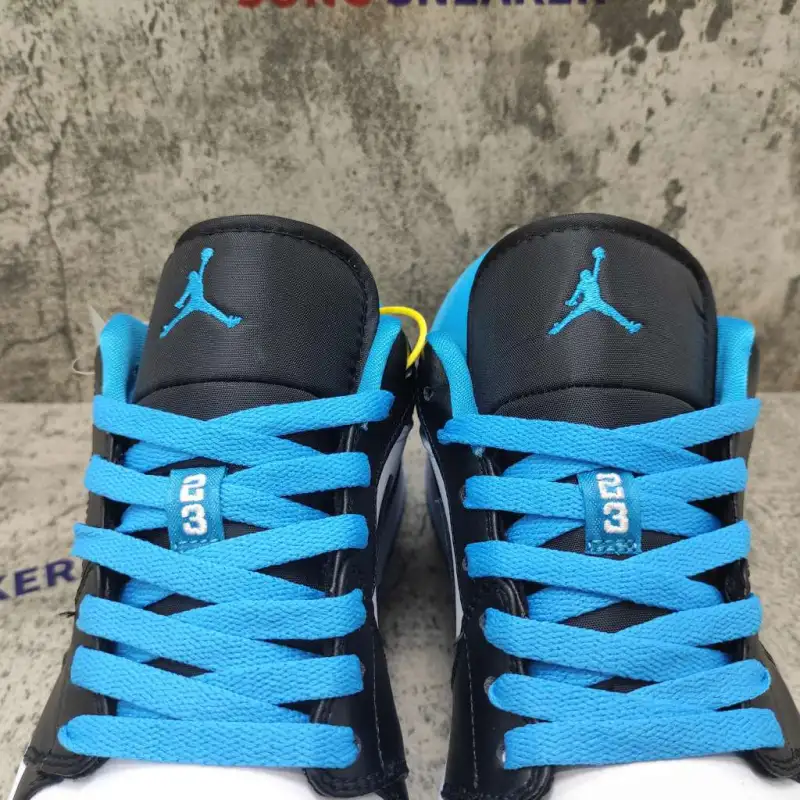 Air Jordan 1 Low Laser Blue CK3022-004