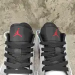 Air Jordan 1 Low Light Smoke Grey 553558-030