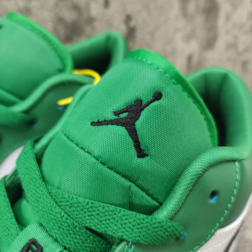 Air Jordan 1 Low Pine Green 553558-301