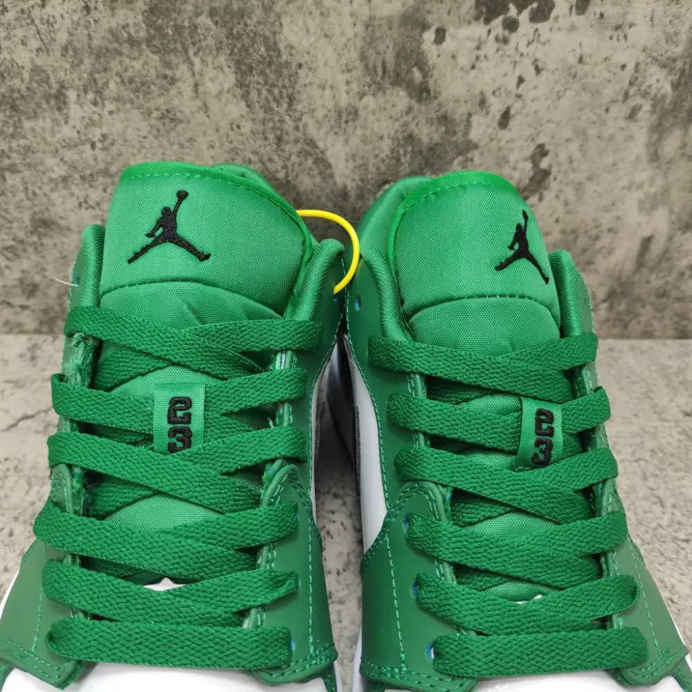Air Jordan 1 Low Pine Green 553558-301