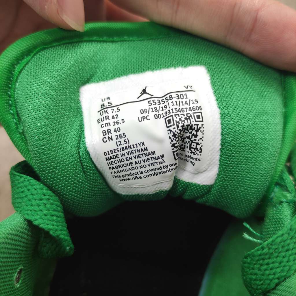 Air Jordan 1 Low Pine Green 553558-301