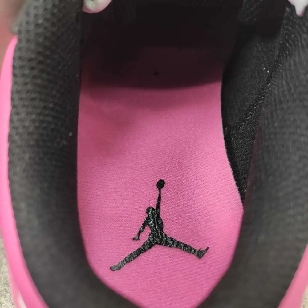 Air Jordan 1 Low Pinksicle (GS) 554723-106
