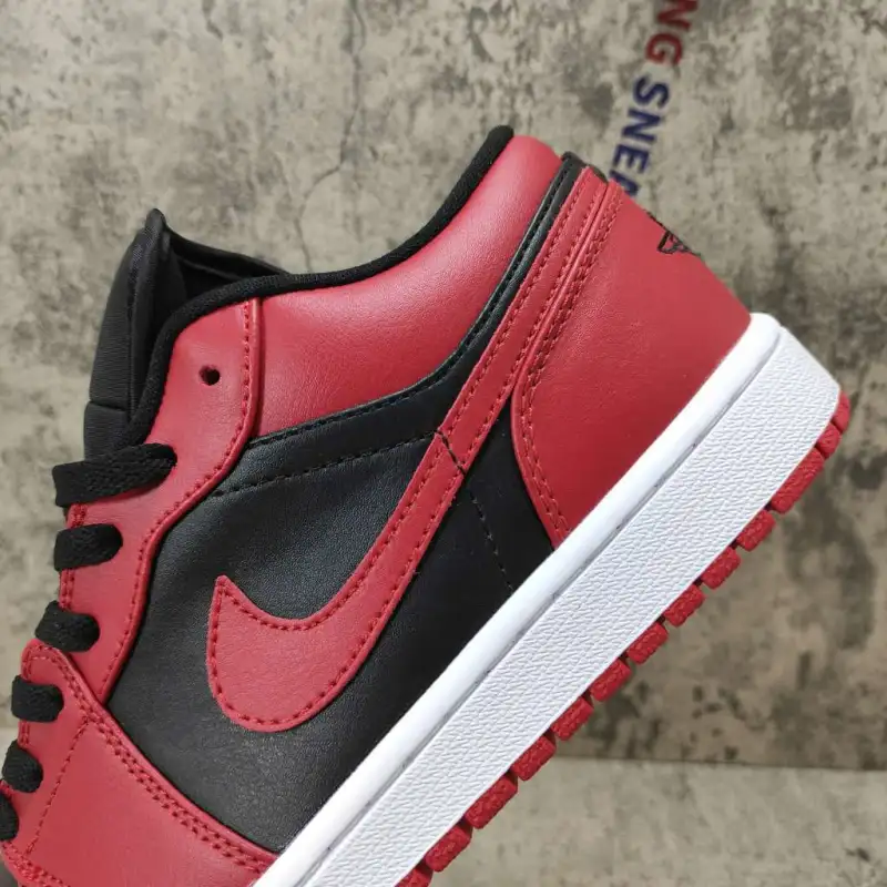 Air Jordan 1 Low Reverse Bred 553558-606