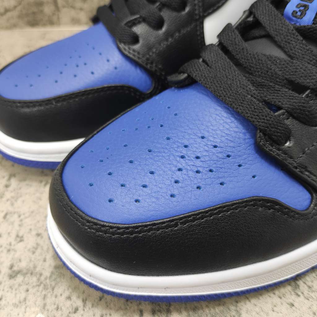 Air Jordan 1 Low Royal Toe CQ9446-400
