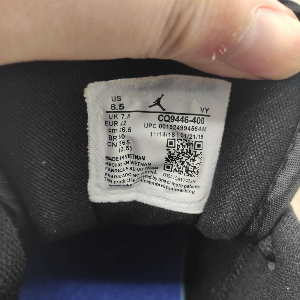 Air Jordan 1 Low Royal Toe CQ9446-400