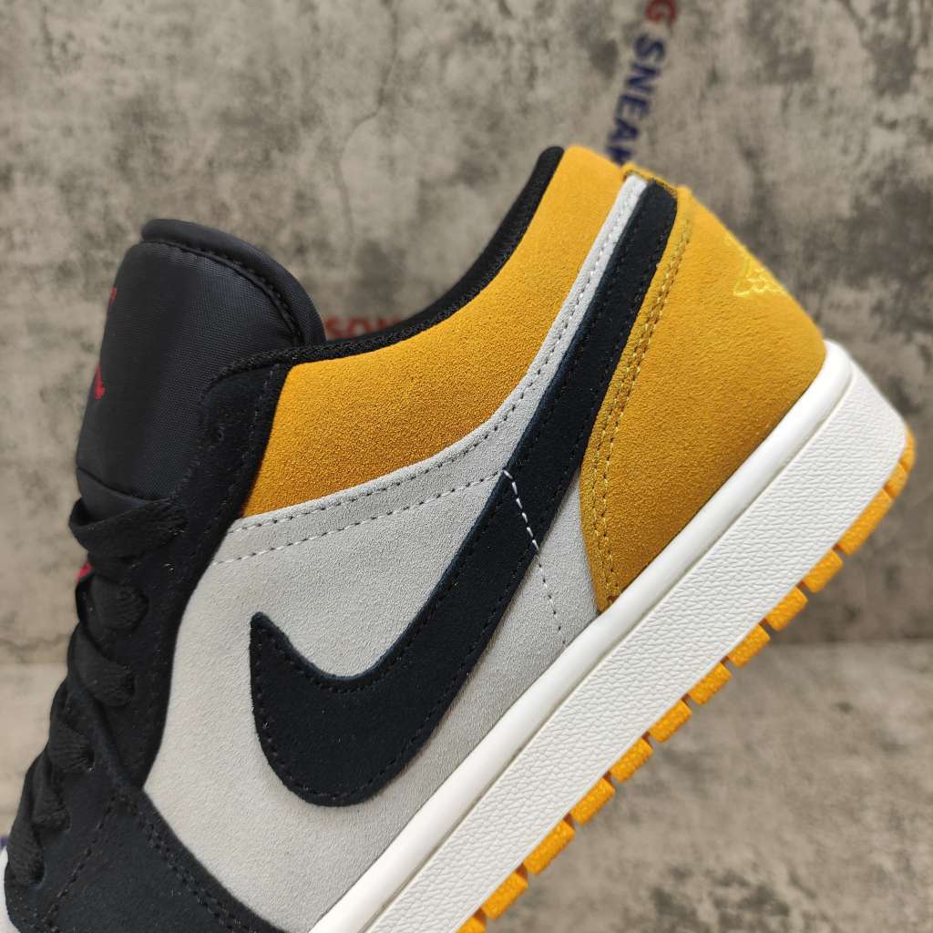 Air Jordan 1 Low Sail University Gold Black 553558-127