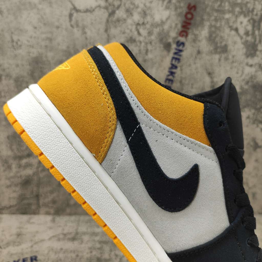 Air Jordan 1 Low Sail University Gold Black 553558-127